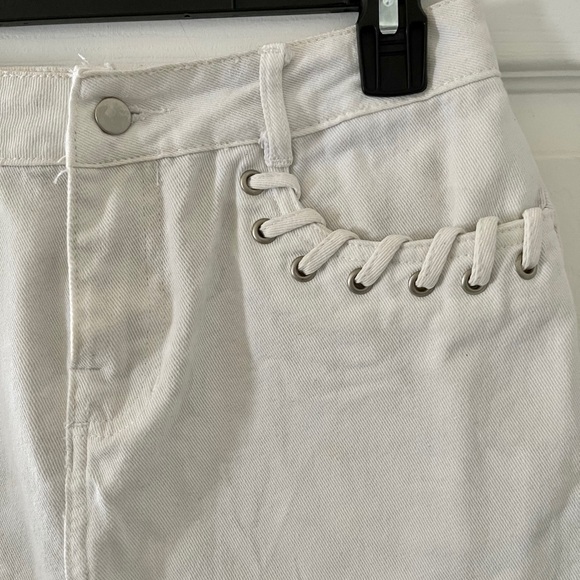 Honey Punch White Denim Skirt - Picture 2 of 6
